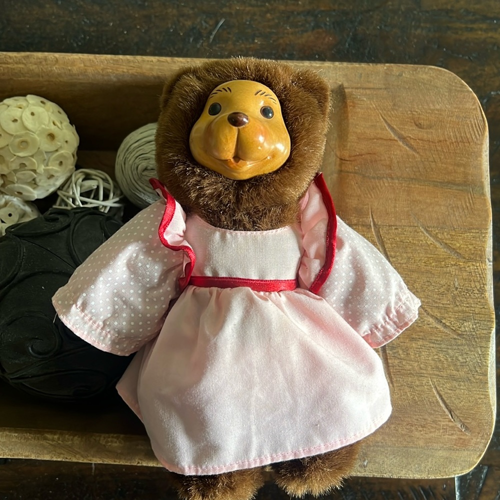 Robert Raikes Applause Teddy Bear Pink 8 inches tall Pink dress Bow Wood